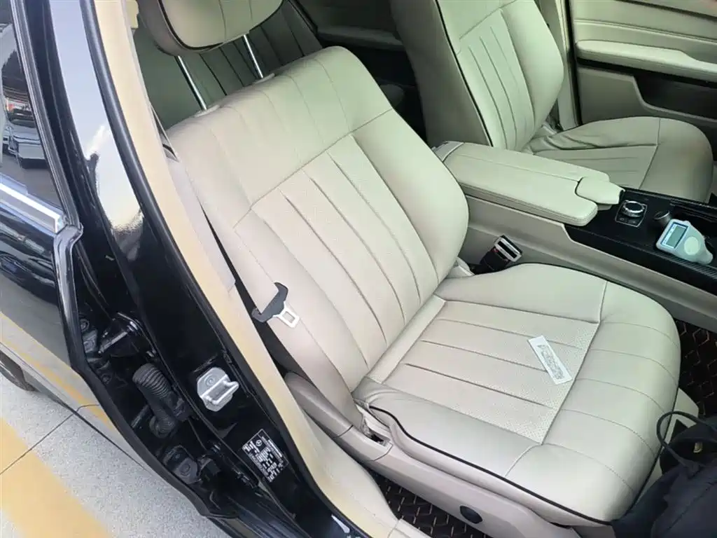 Mercedes-Benz E-Class 2015 Facelift E 260 L Sport фото 25