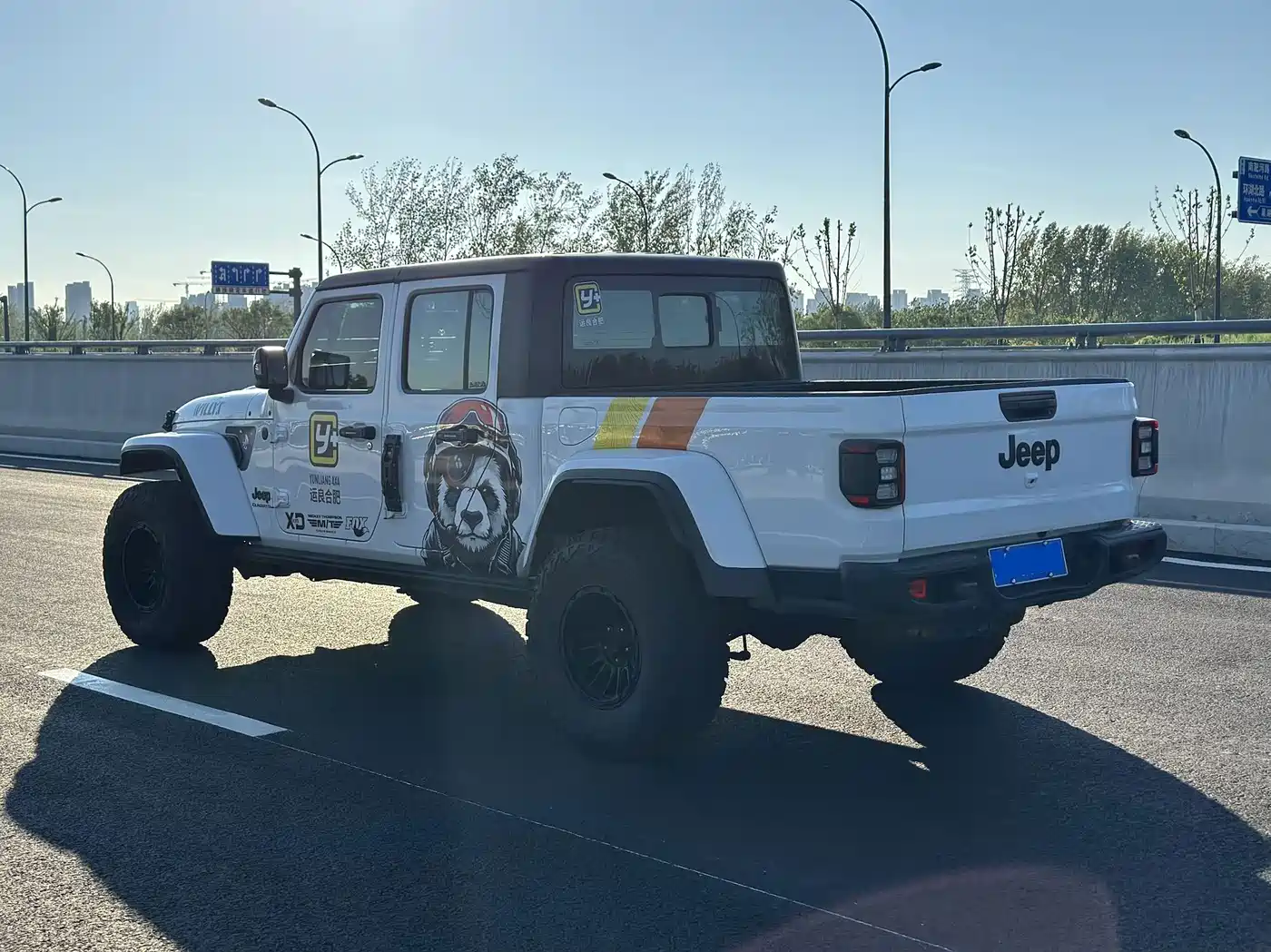 Jeep Gladiator 2023 2022 3.6L Pioneer Edition