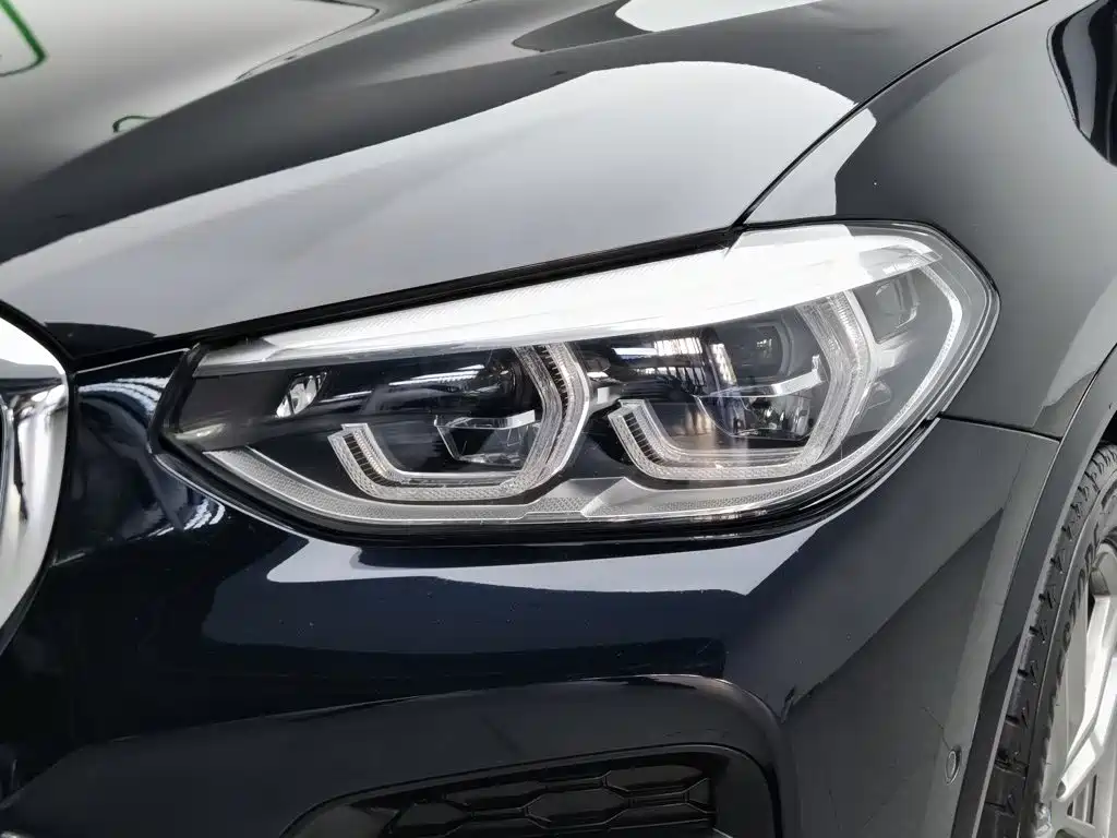 Photo 7 - BMW X3