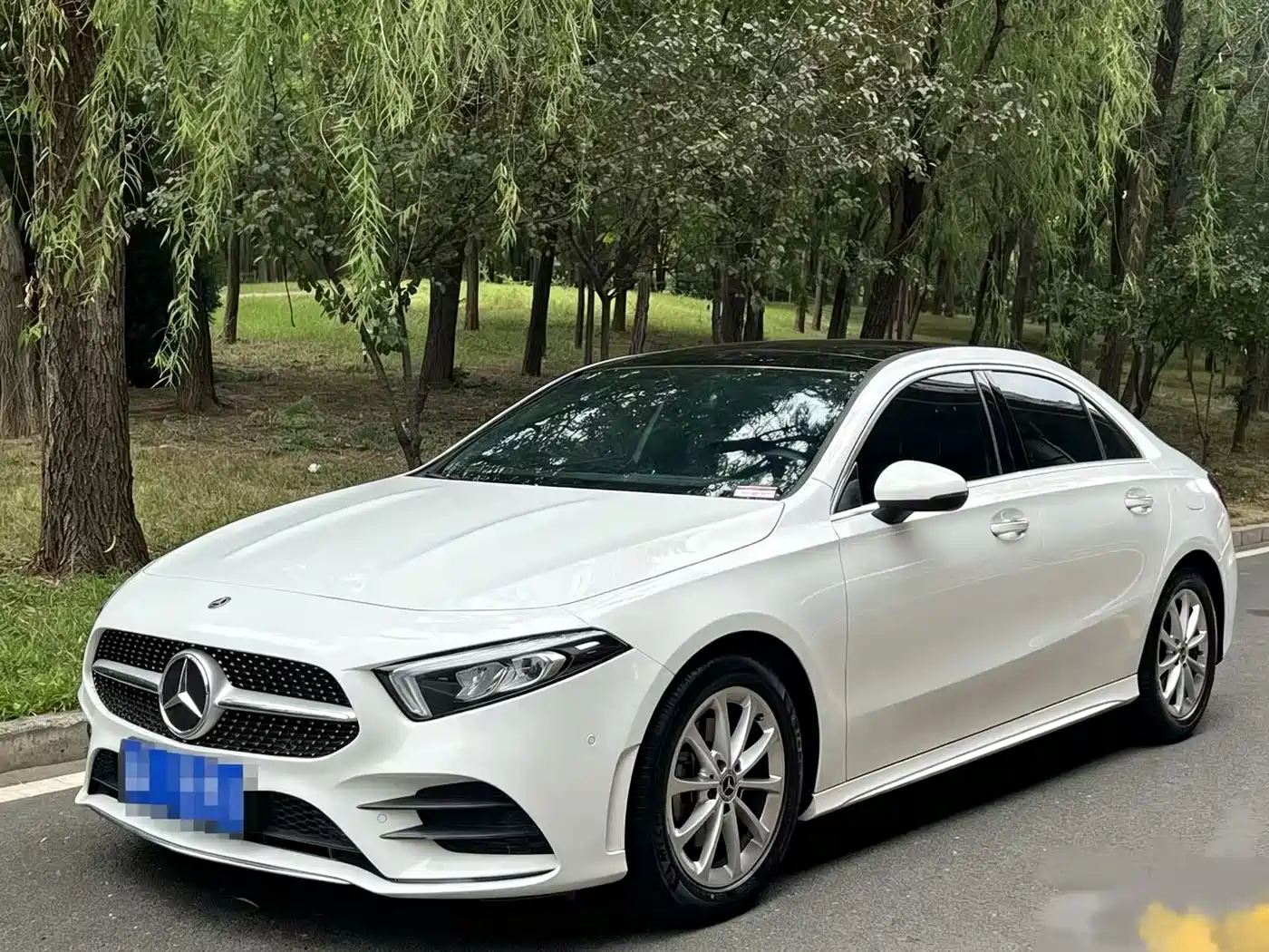 Mercedes-Benz A-Class 2022 A 200 L Sport Sedan Dynamic