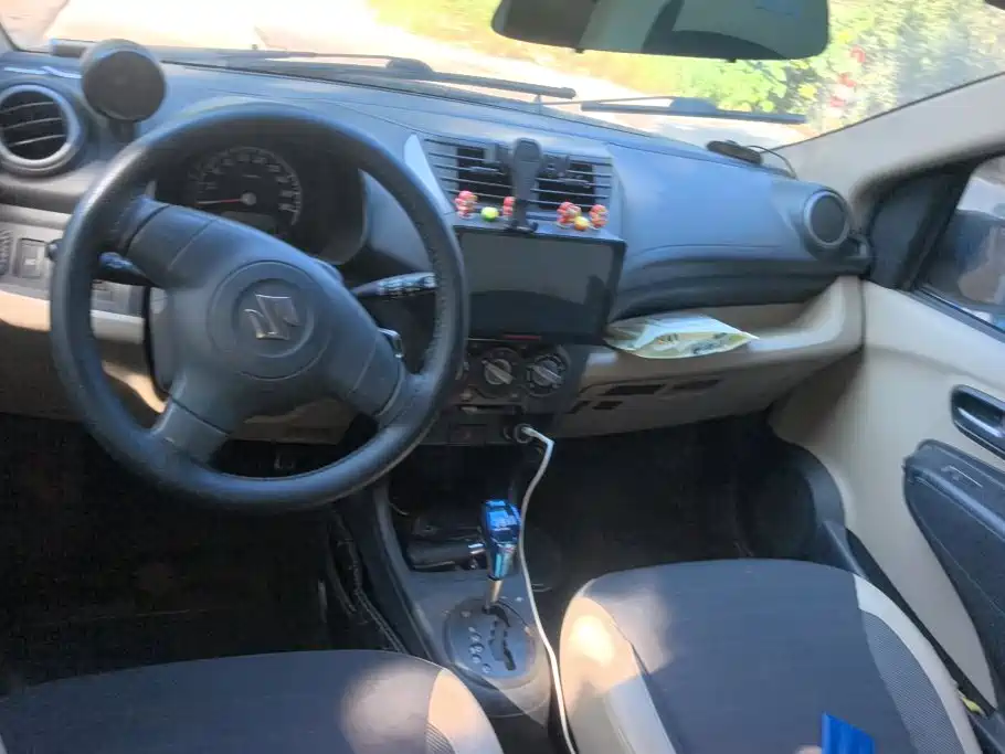 Suzuki Alto 2013 2009 1.0L Auto Luxury
