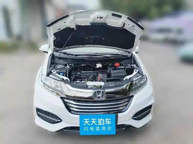Honda Odyssey 2018 2.4L Luxury Edition — фото 3