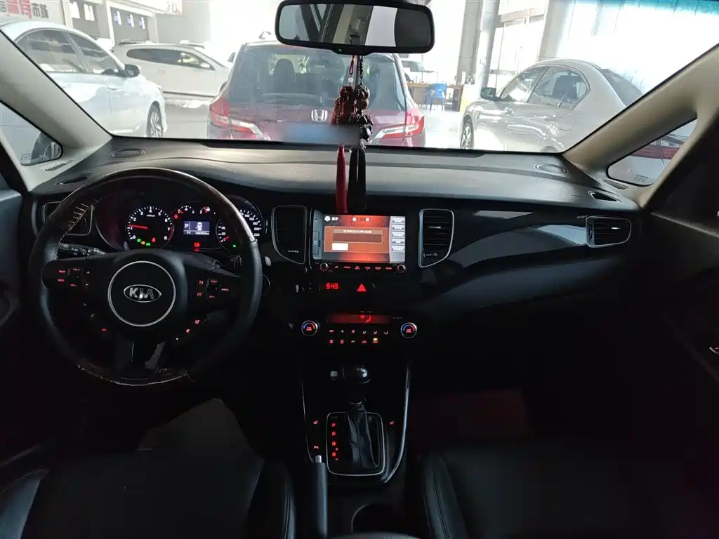 Kia Carens 2013 2.0L 7-Seat Auto Luxury China IV фото 7