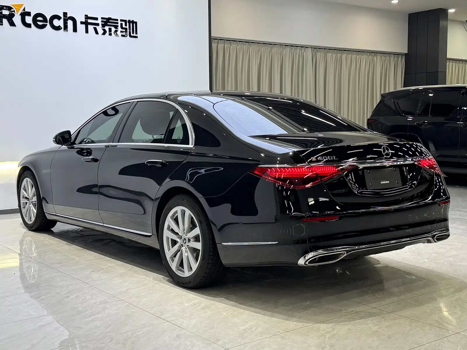 Фото 6 - Mercedes-Benz S-Class