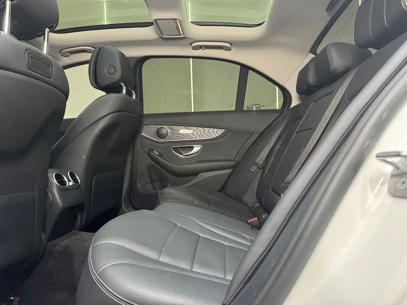 Mercedes-Benz C-Class 2018 C 200 L Sport Edition фото 20