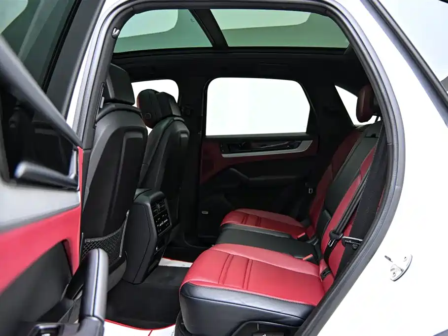 Porsche Cayenne New Energy 2024 Cayenne E-Hybrid 2.0T фото 12