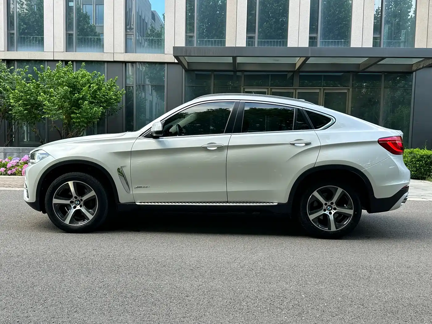 BMW X6 2015 xDrive35i Leading Type фото 7