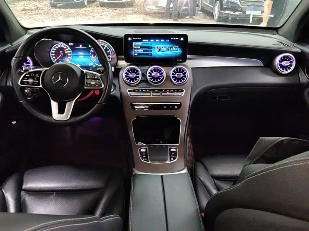 Mercedes-Benz GLC 2020 GLC 300 L 4MATIC Dynamic фото 16