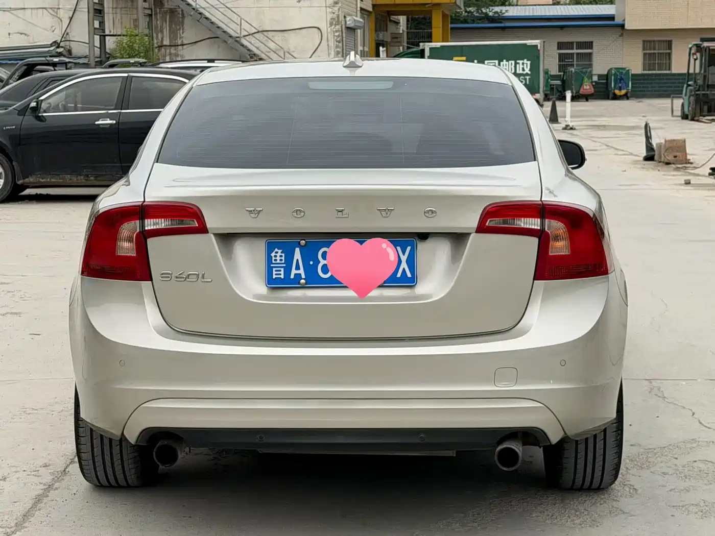 VOLVO S60