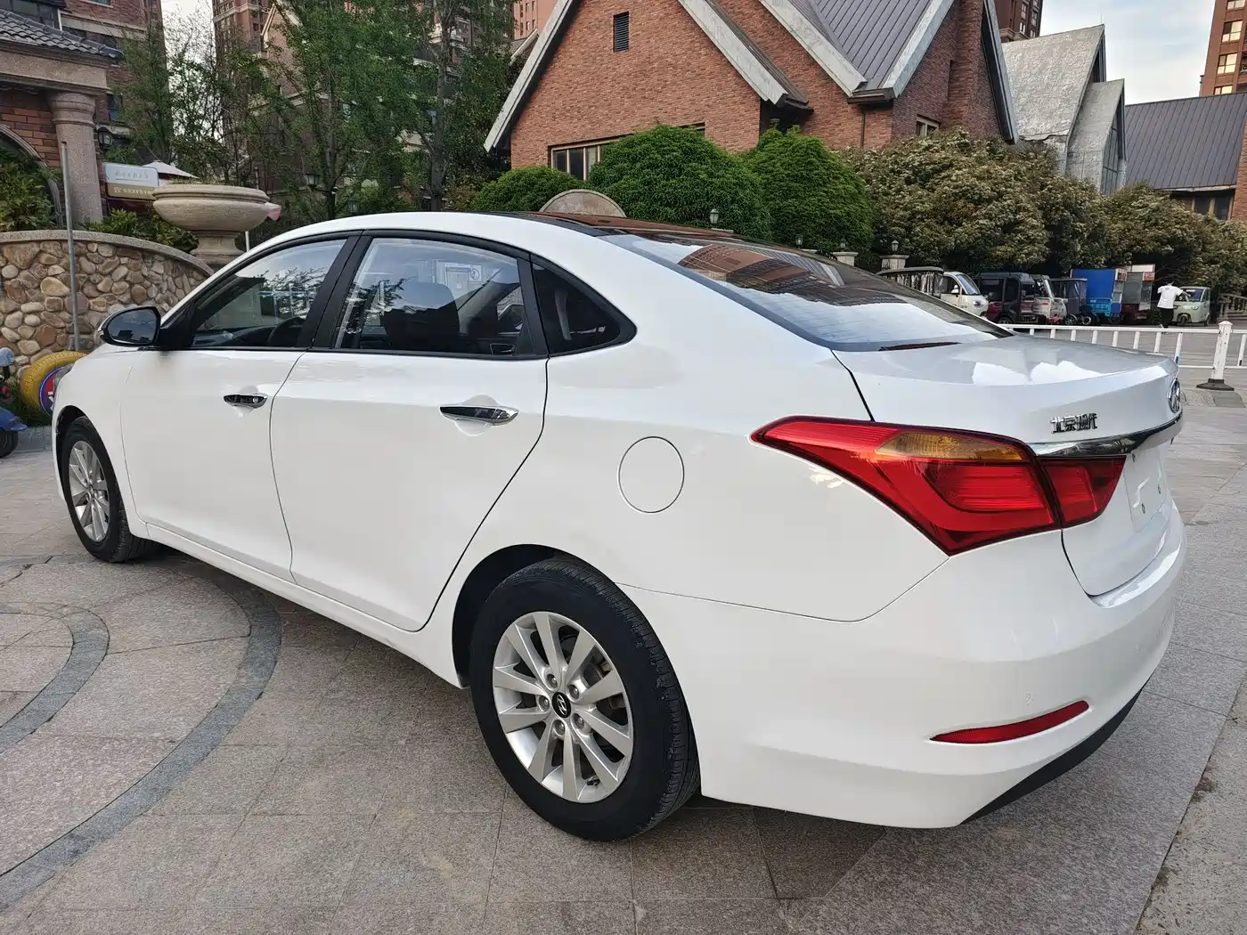 Hyundai Mistra 2014 1.8L Auto Smart GLS фото 9