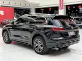 Фото 20 - Volkswagen Touareg