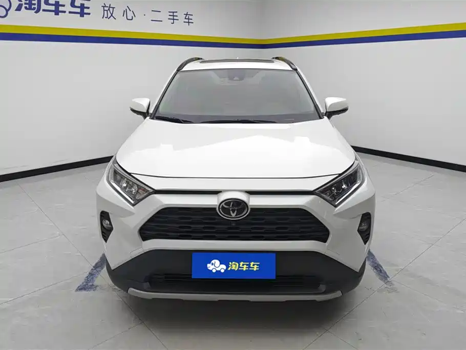 Toyota RAV4 Rongfang 2020 2.0L CVT 2WD Trend Edition фото 2