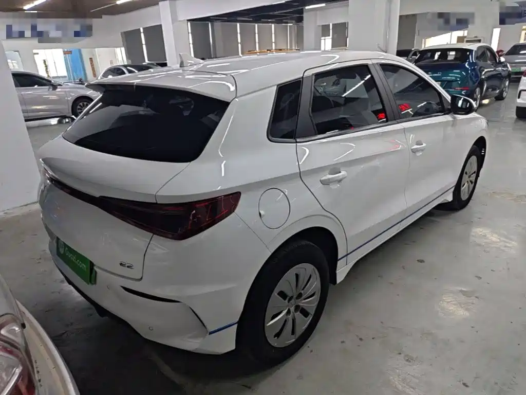 BYD e2 2022 2021 Standard