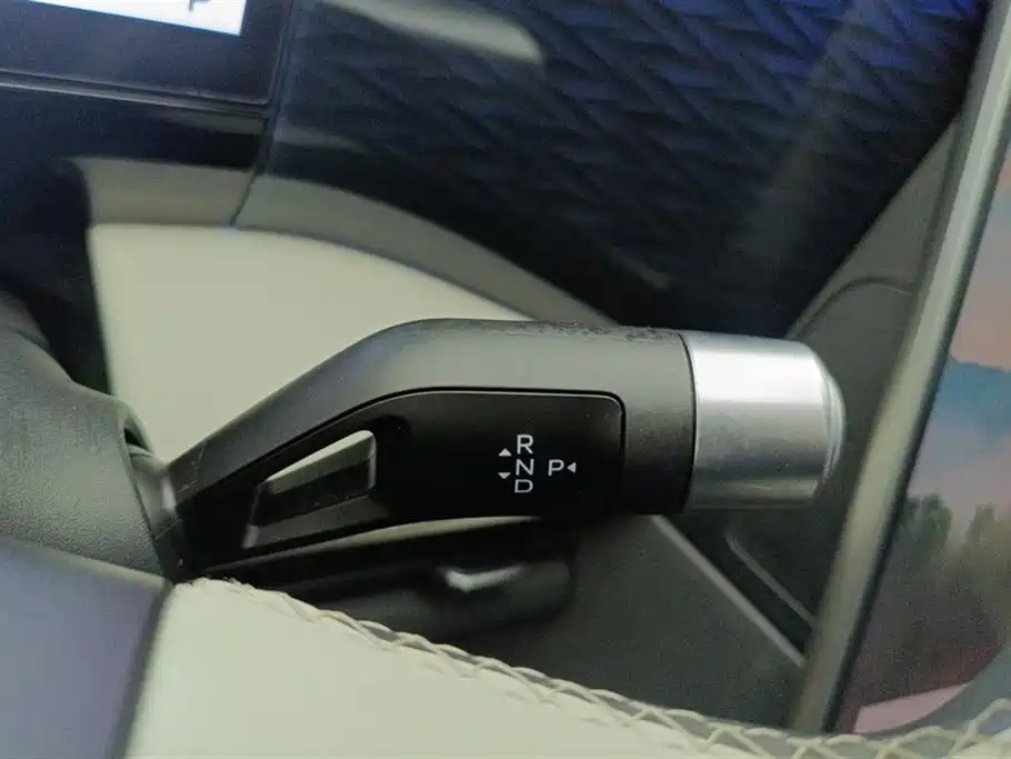 GEELY GALAXY GALAXY L7