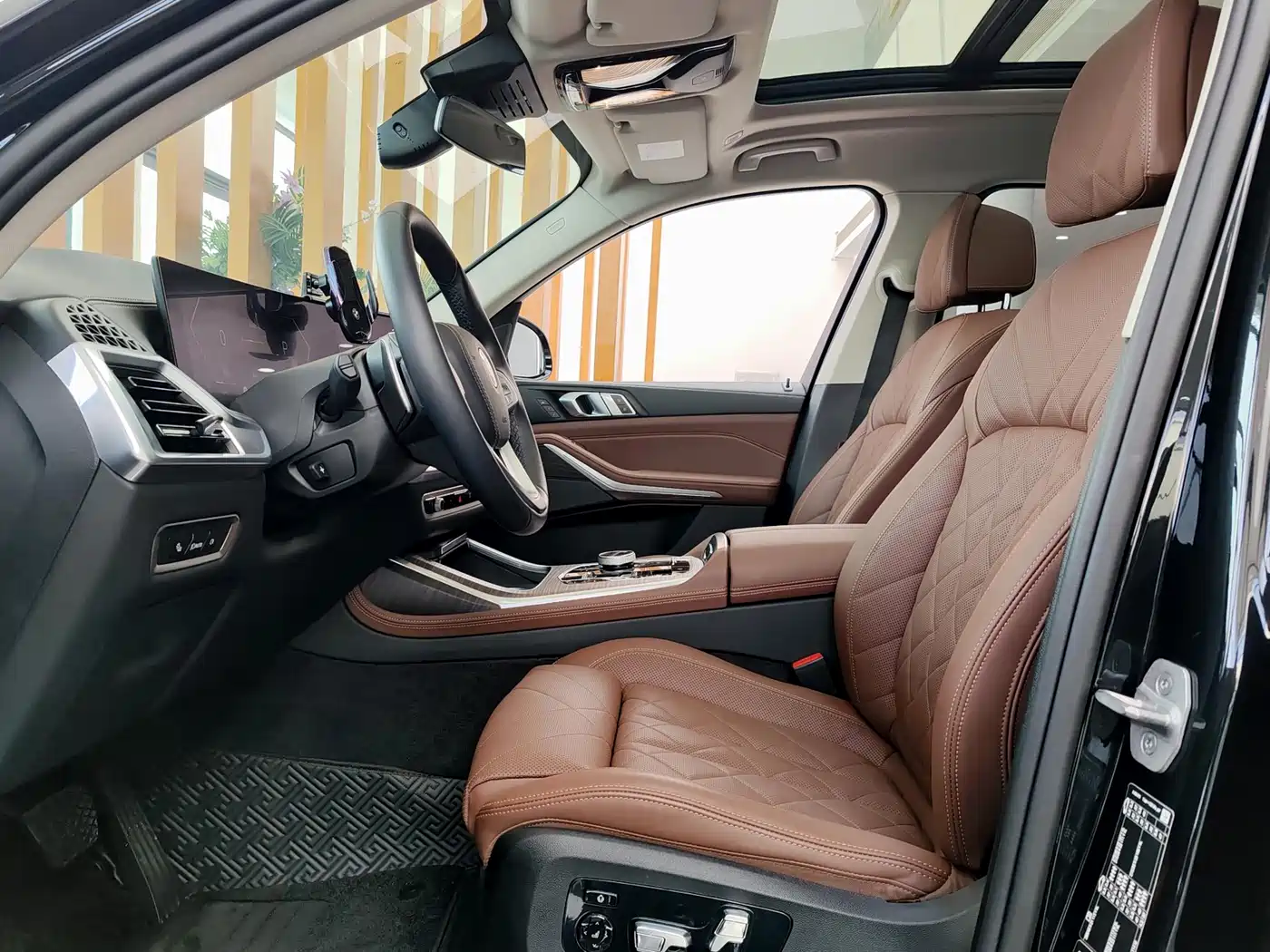 BMW X7 2024 xDrive40i Leading Luxury Package фото 8