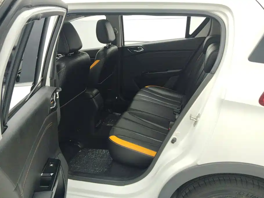 Baojun 310 2017 2017 1.5L Manual Luxury