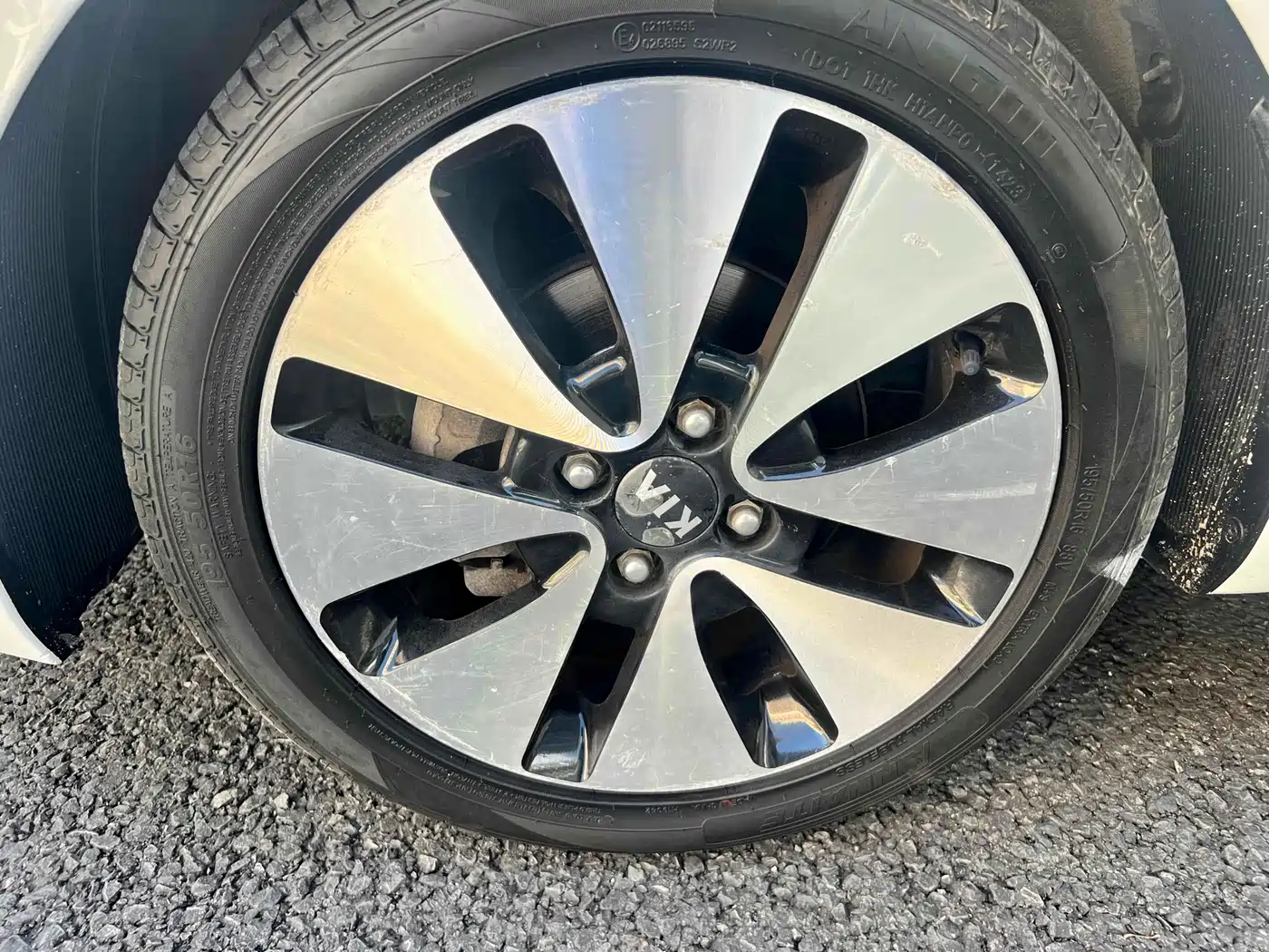 Kia K2 2012 Sedan 1.4L AT Premium ECO Commemorative Edition фото 22