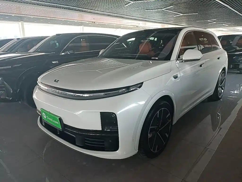Фото 2 - Li Auto L7