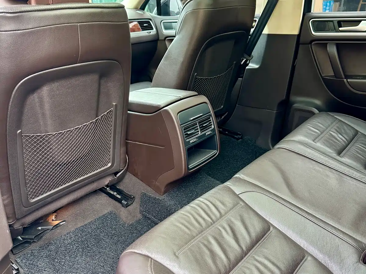 Volkswagen Touareg 2015 3.0TSI Comfort Edition фото 9