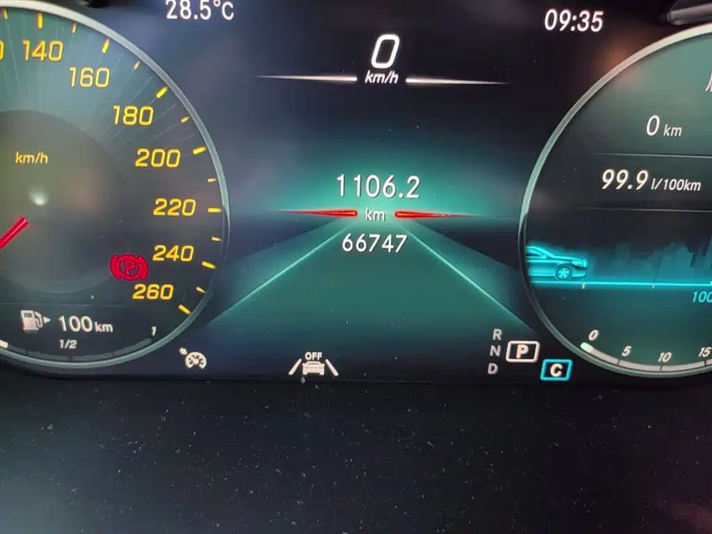 Mercedes-Benz GLC 2021 GLC 300 L 4MATIC Sporty фото 19