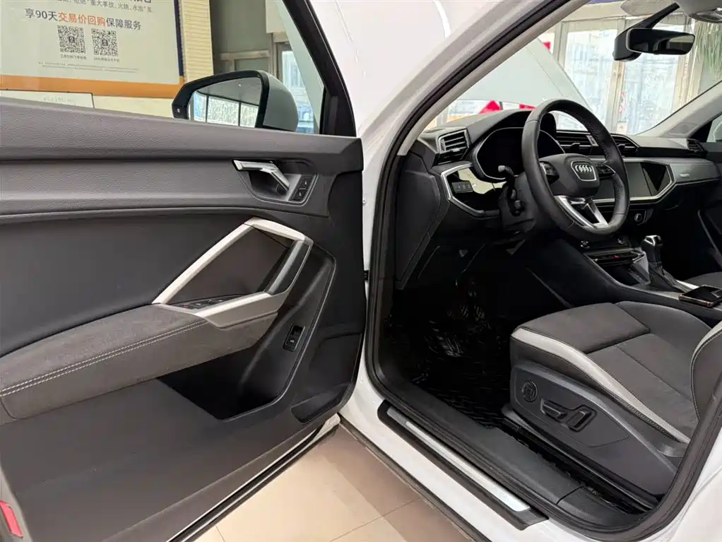 Audi Q3 2022 35 TFSI Progressive Dynamic фото 10