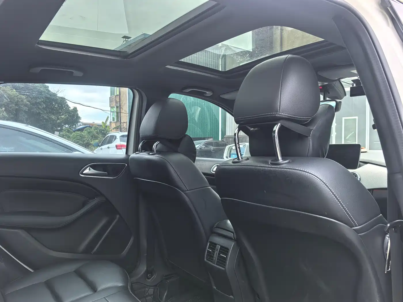 Mercedes-Benz B-Class 2019 B 200 Fashion фото 4