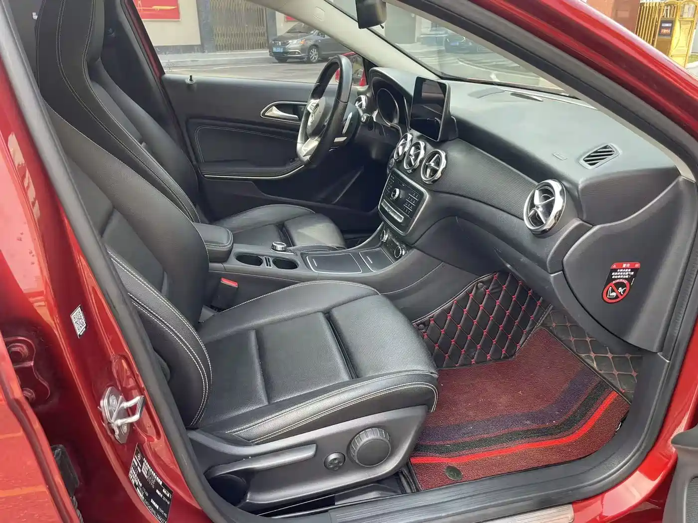 Mercedes-Benz GLA 2019 GLA 200 Dynamic фото 9