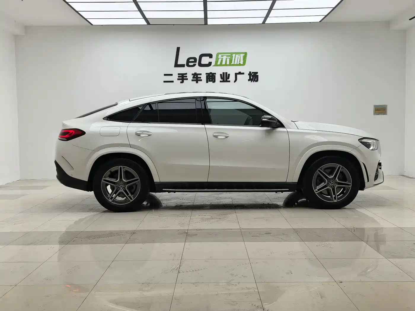Mercedes-Benz GLE Coupe 2021 2020 GLE 450 4MATIC Coupe SUV Luxury