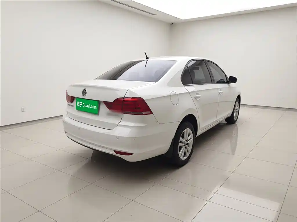 Volkswagen Santana 2018 1.5L Automatic Comfort Edition фото 5