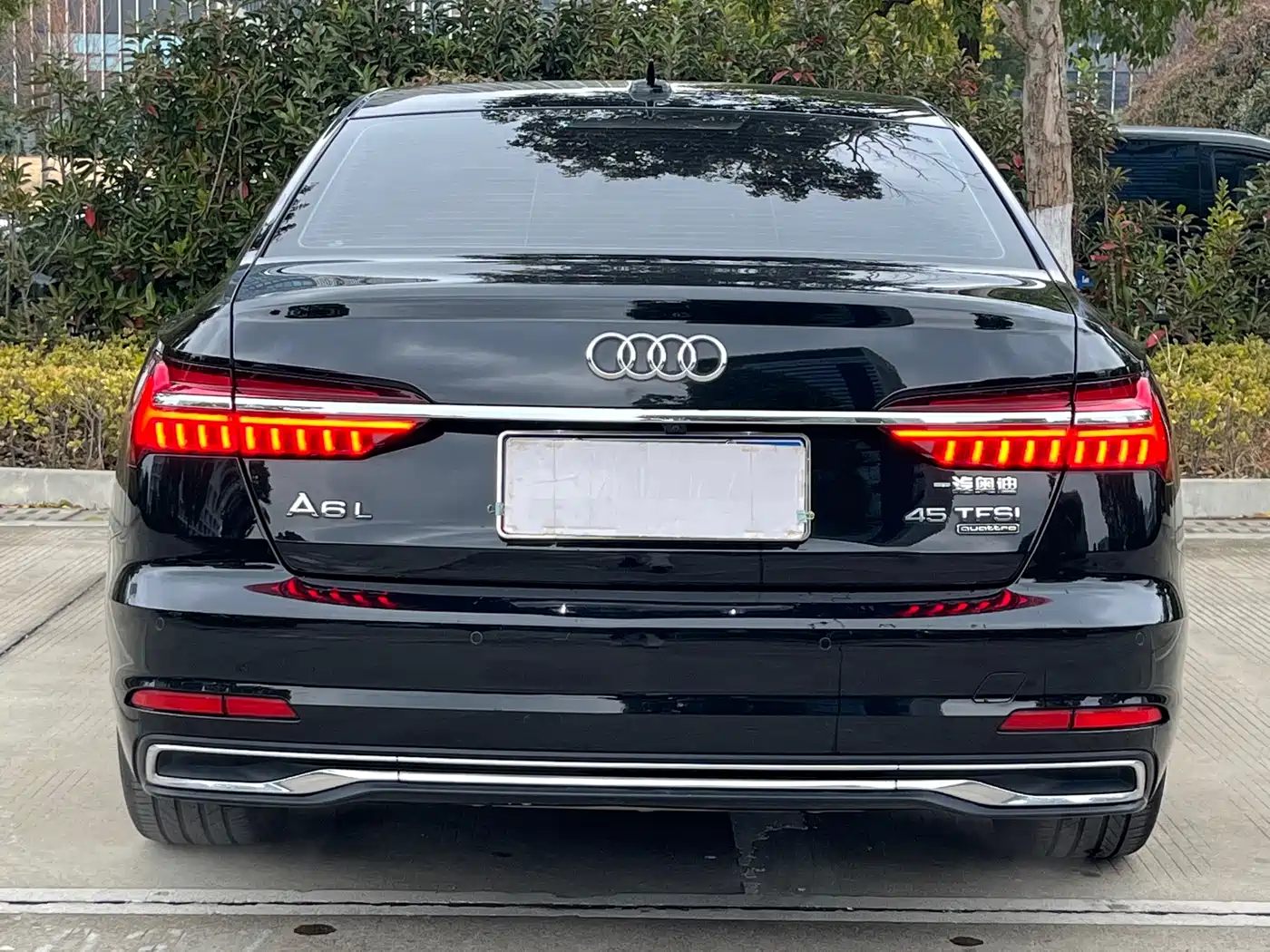 Audi A6L 2023 45 TFSI quattro Premium Elegance фото 4