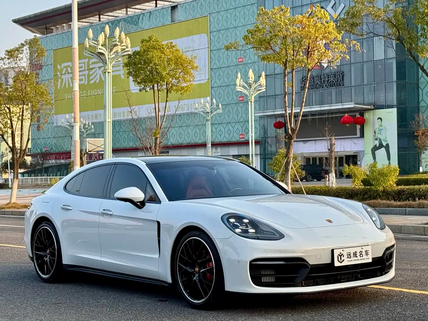 Porsche Panamera 2023 Panamera 2.9T Platinum Edition фото 3