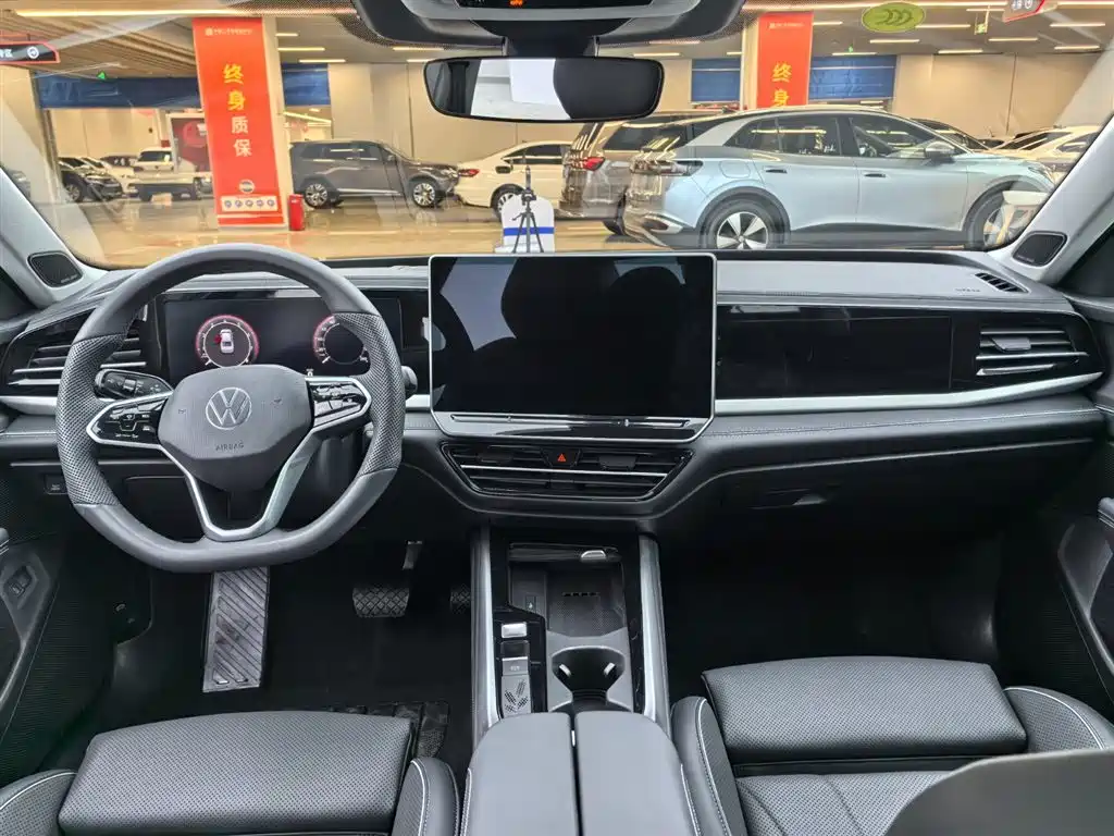 Volkswagen Passat 2025 Pro 380TSI Dragon Prestige Edition фото 14