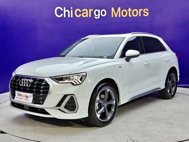 Audi Q3 35 TFSI, Стиль Драйв