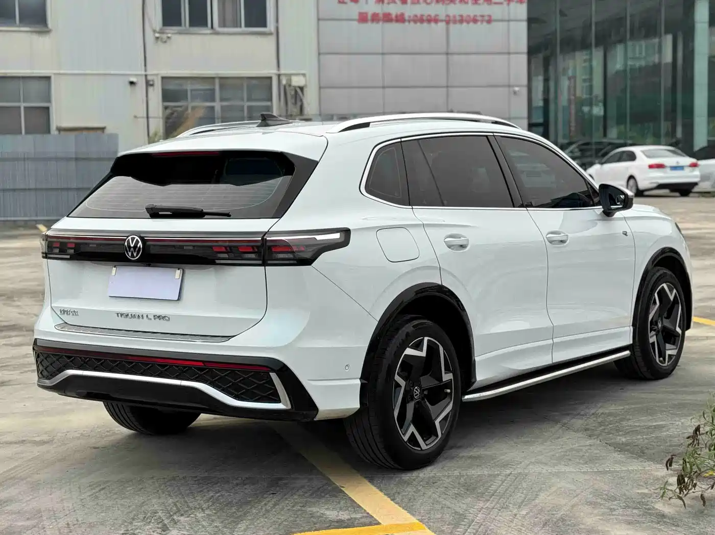 Volkswagen Tiguan L 2024 PRO 330TSI 2WD Intelligent Leader Edition фото 9