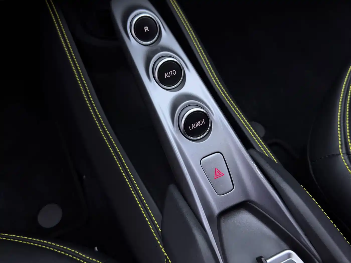 Ferrari F8 2021 2019 Tributo 3.9T V8