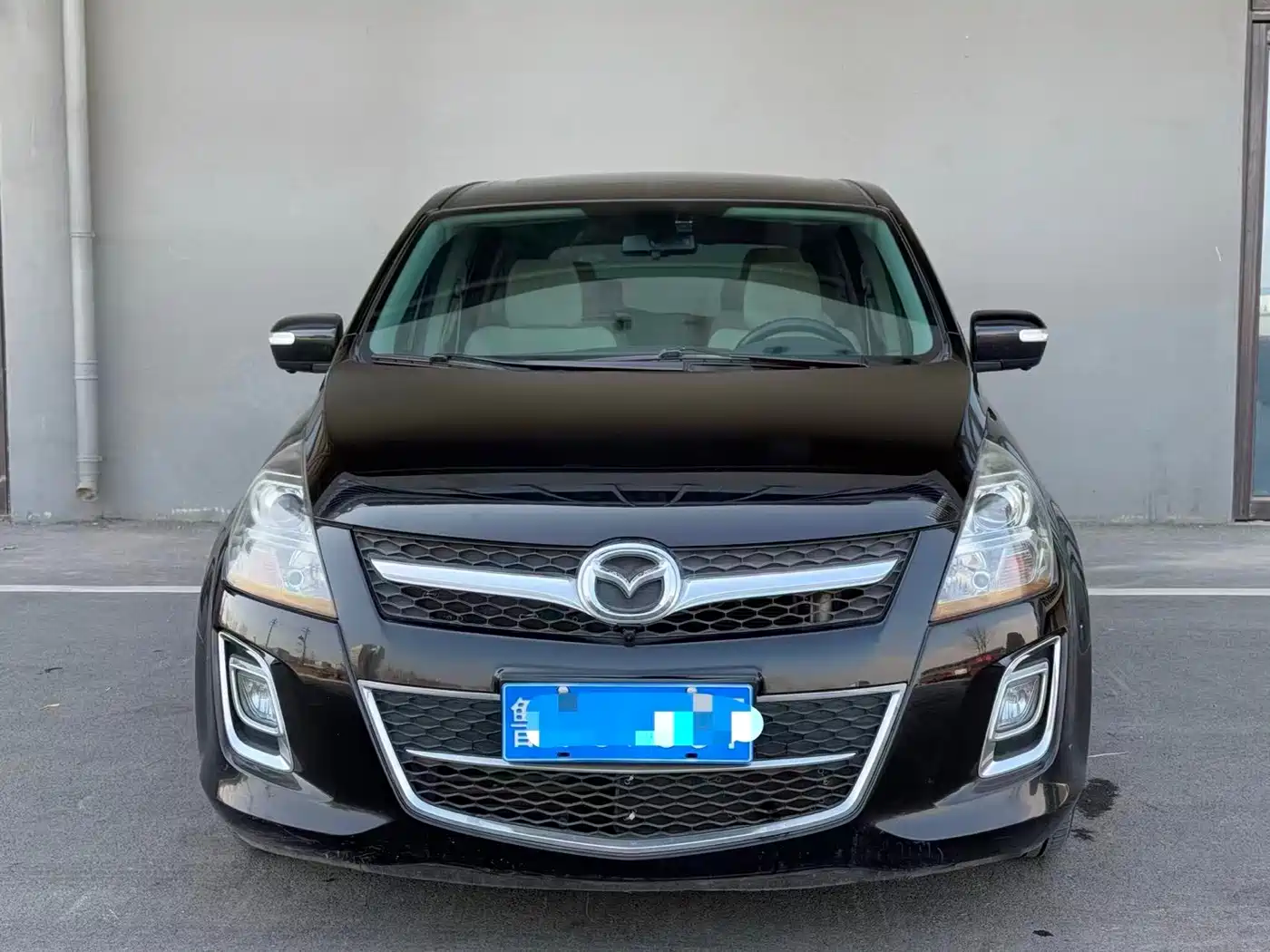 Mazda 8 2014 2013 2.5L Supreme Edition