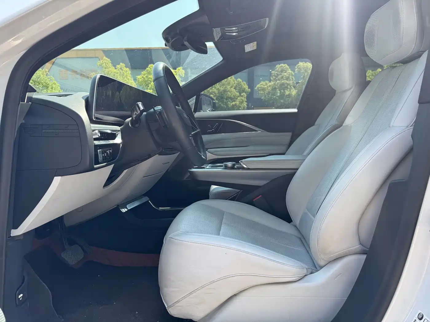 Cadillac IQ Rui Ge 2024 RWD Standard Range Luxury Edition фото 6