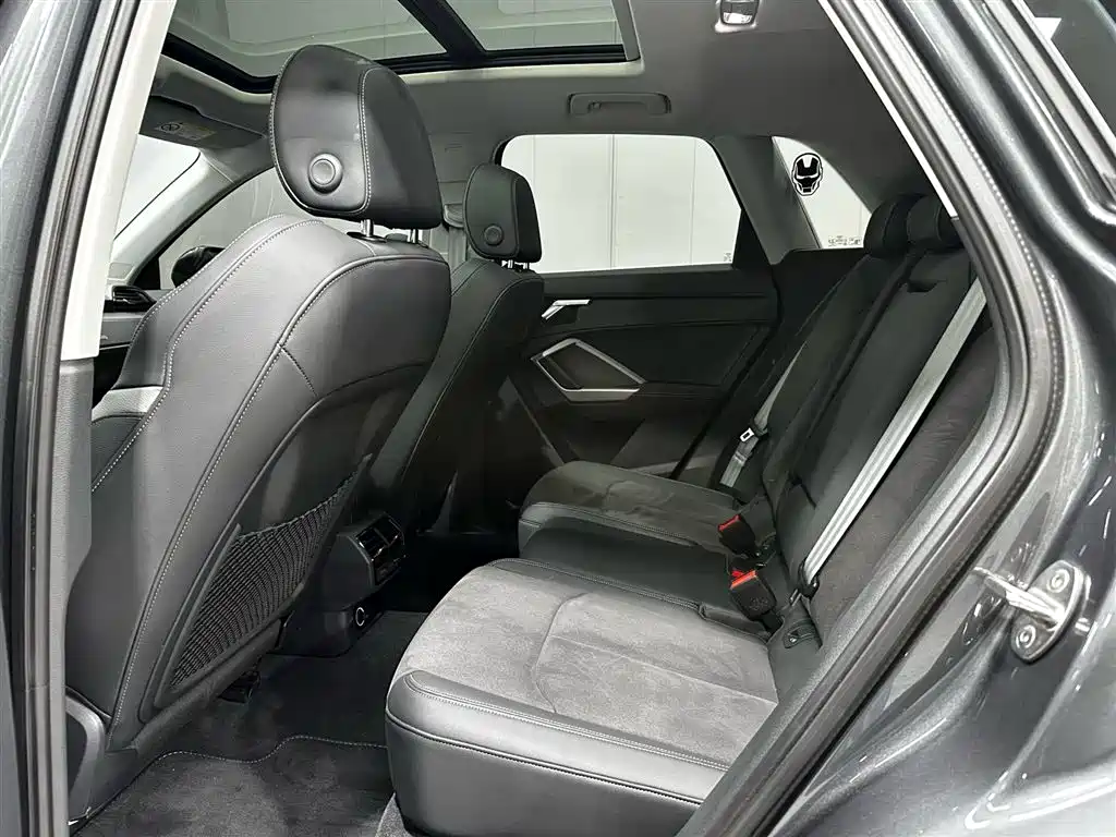 Audi Q3 2022 35 TFSI Fashion Dynamic фото 16