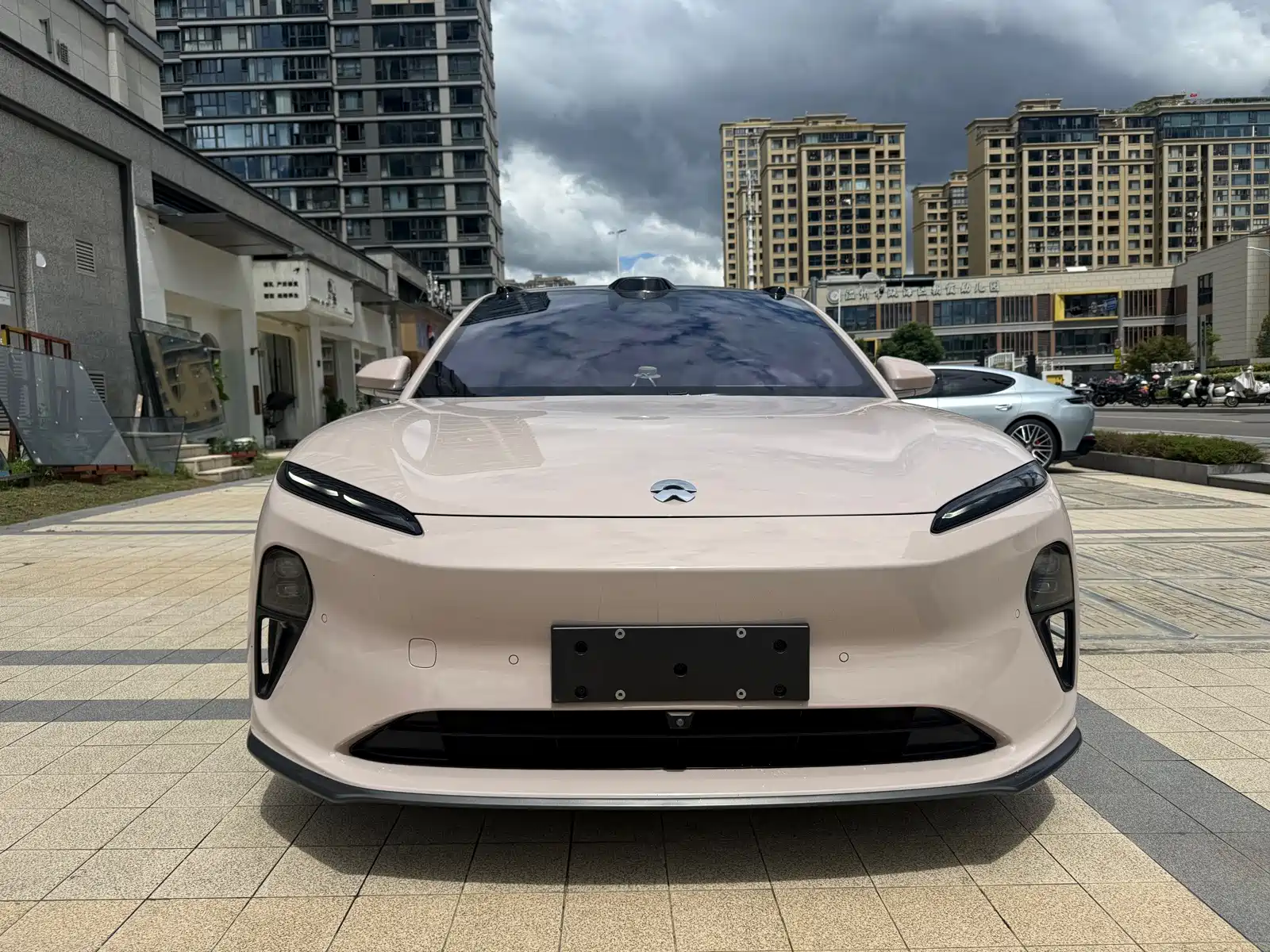 Фото 2 - NIO ET5
