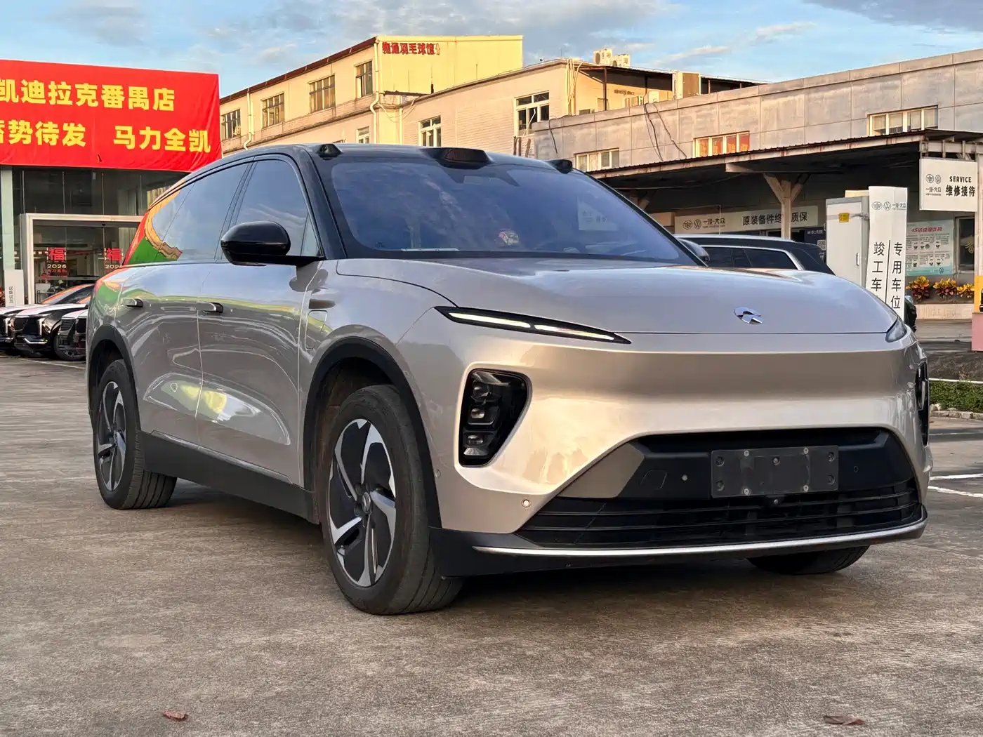 Фото 3 - NIO ES8