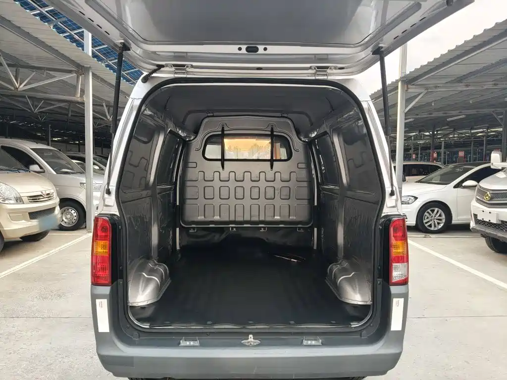 Wuling Motors Wuling Zhiguang 2023 2023 1.5L Practical Sealed Window Version (2 seats)