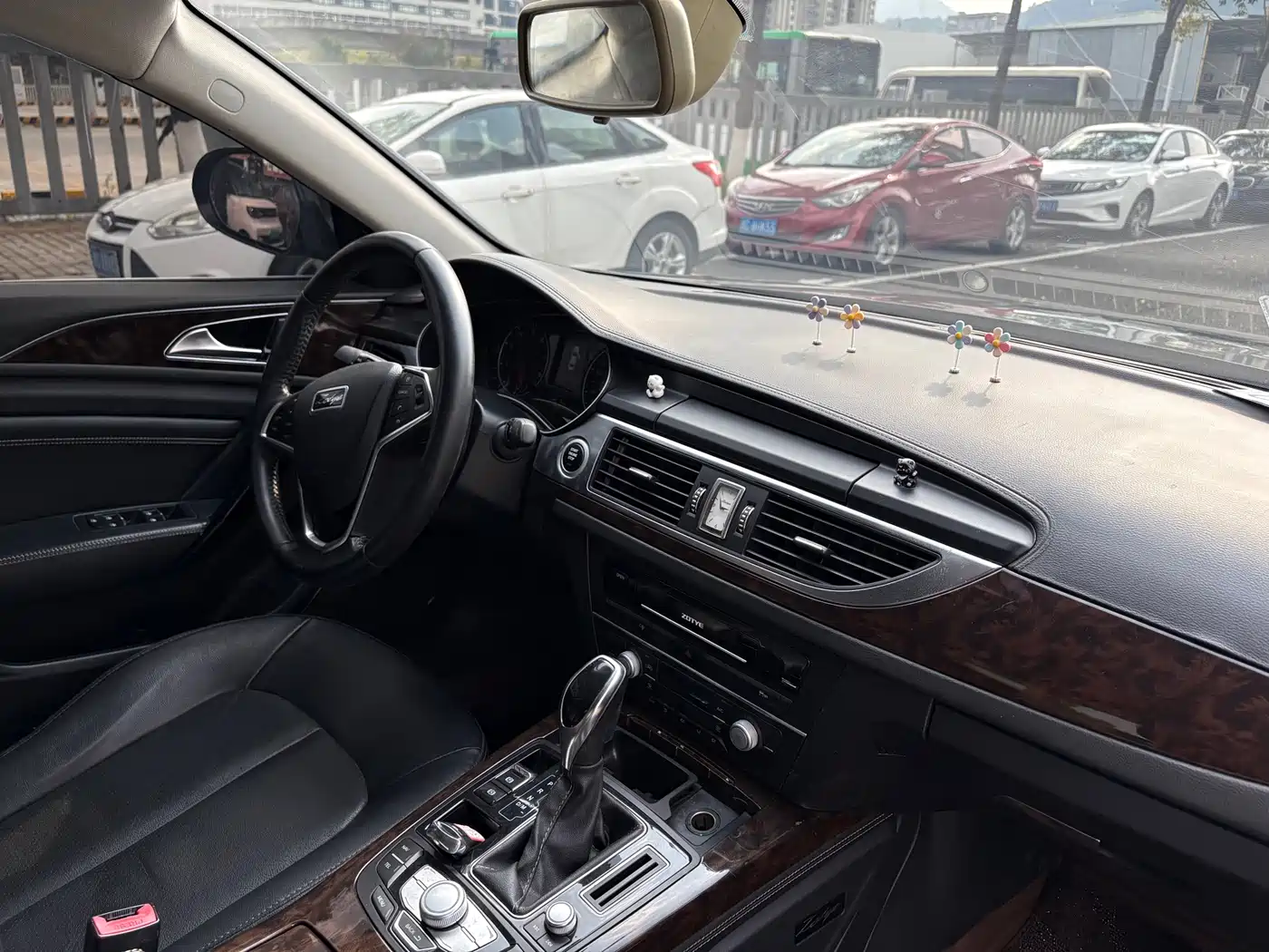 Zotye Z700 2018 2018 Z700H 1.8T DCT Premium