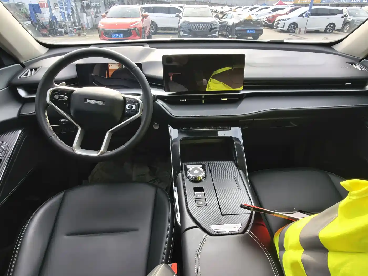 Photo 13 - Haval H6