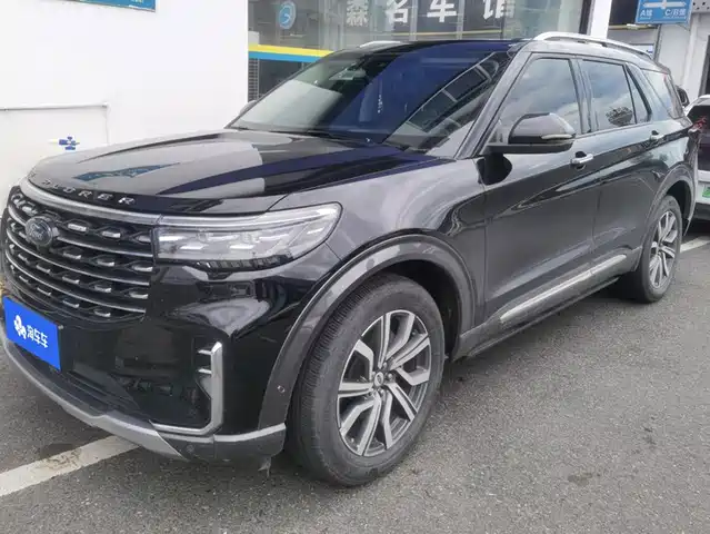 FORD EXPLORER 2024