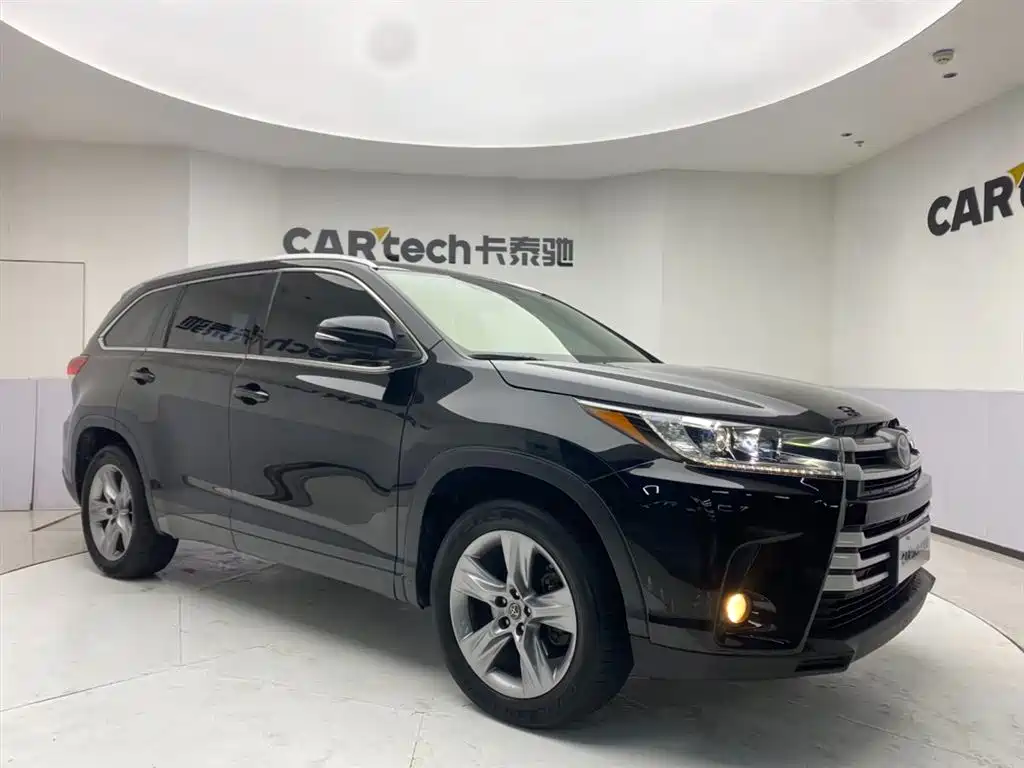 Toyota Highlander 2021 2.0T AWD Luxury 7-Seater фото 3