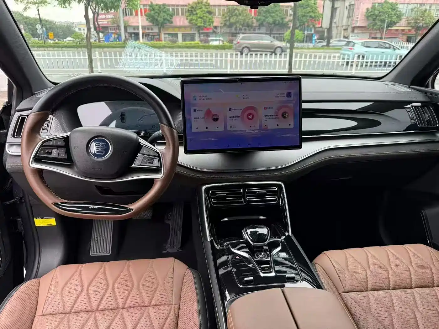 BYD Tang New Energy 2023 Model DM-i Champion Edition 112KM Deluxe фото 8