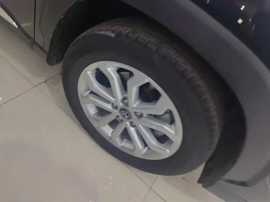 TOYOTA FENGLANDA