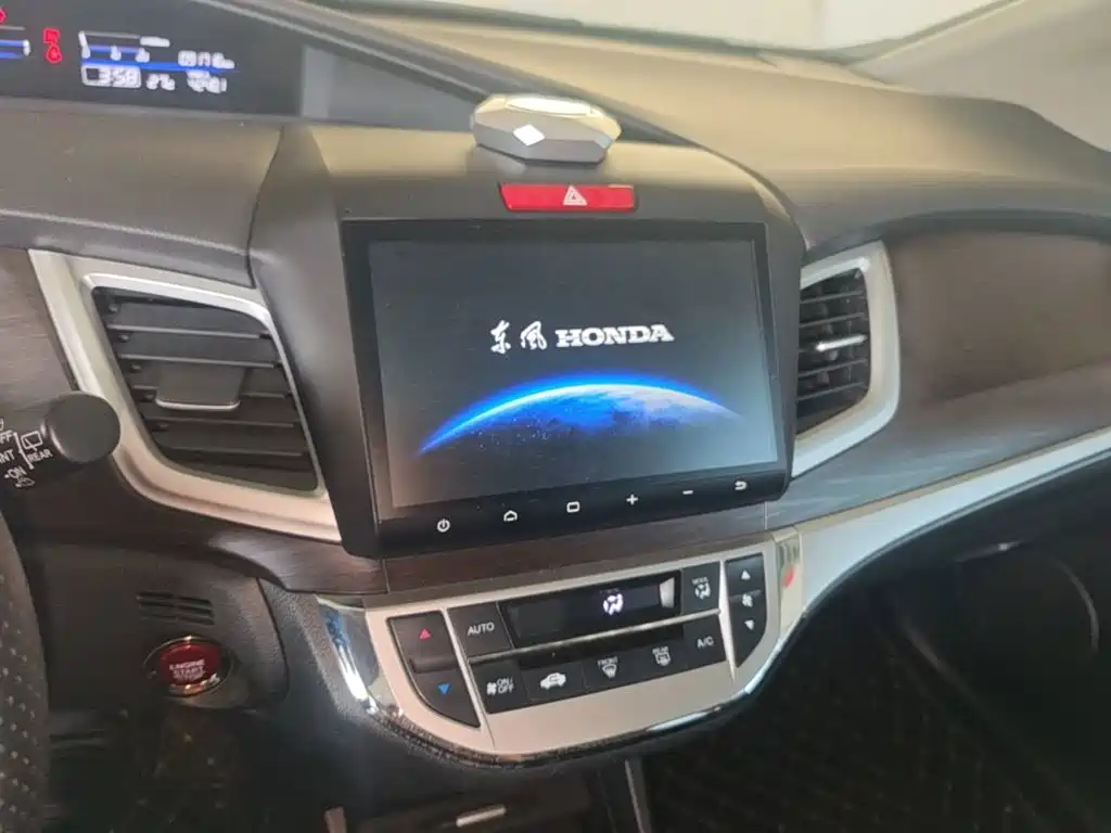 Honda Jade 2016 2016 1.8L Automatic Comfort Elite Version 5-seater