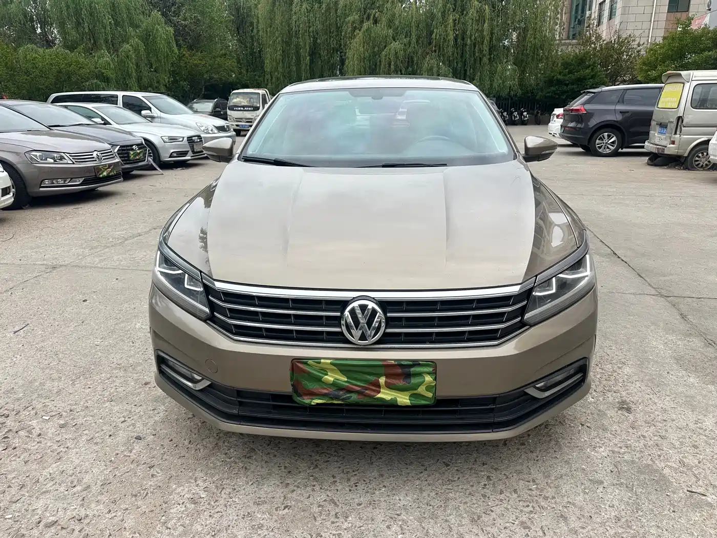 Volkswagen Passat 2016 280TSI DSG Honor Edition фото 2