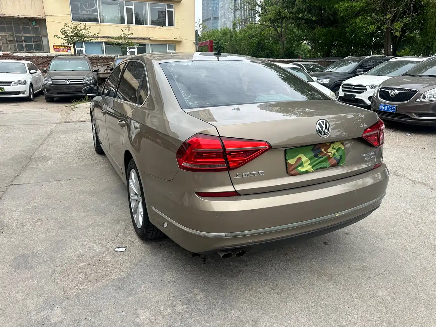 Volkswagen Passat 2016 280TSI DSG Honor Edition фото 6